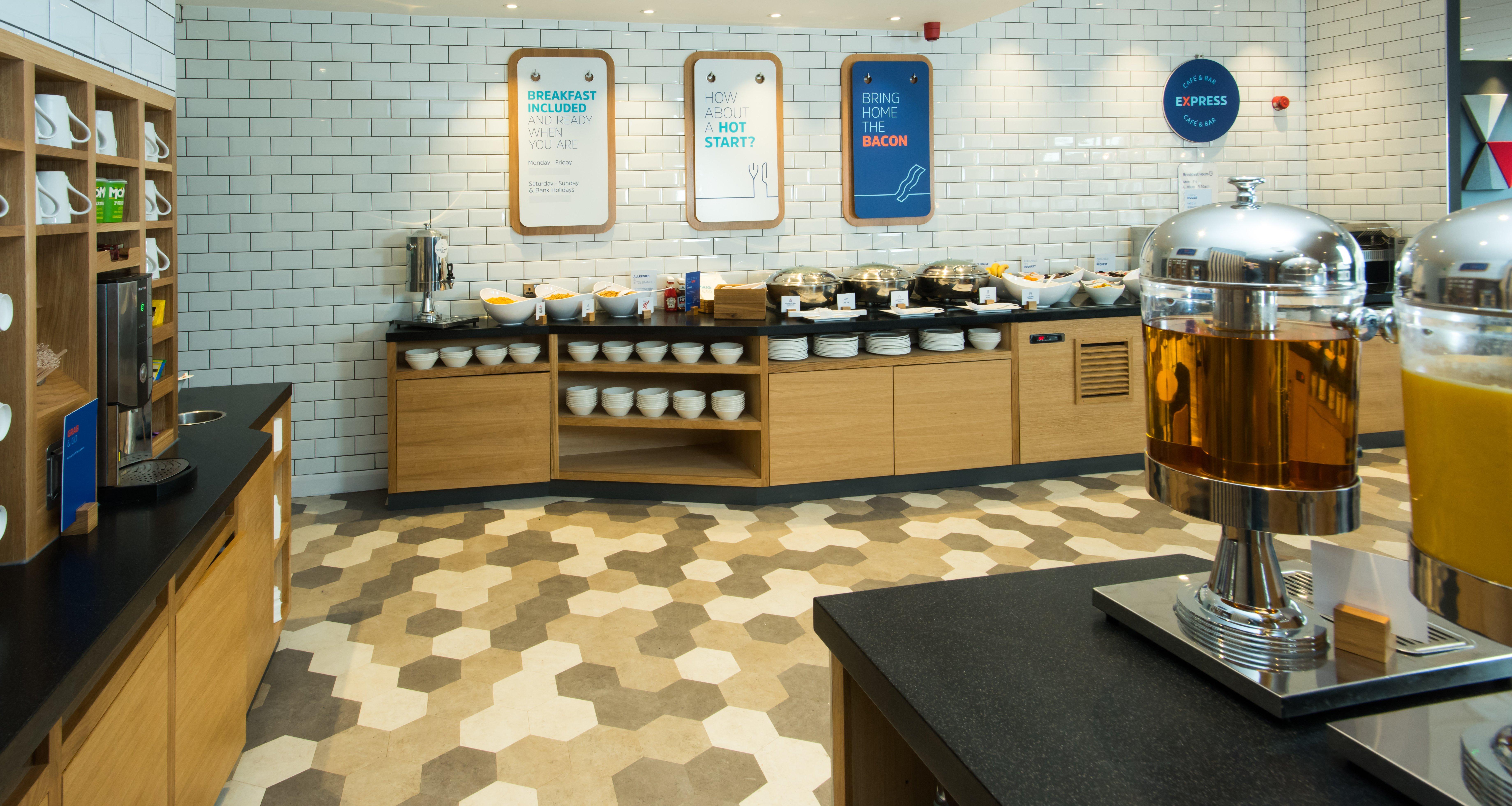 Holiday Inn Express Bristol City Centre By Ihg Ngoại thất bức ảnh