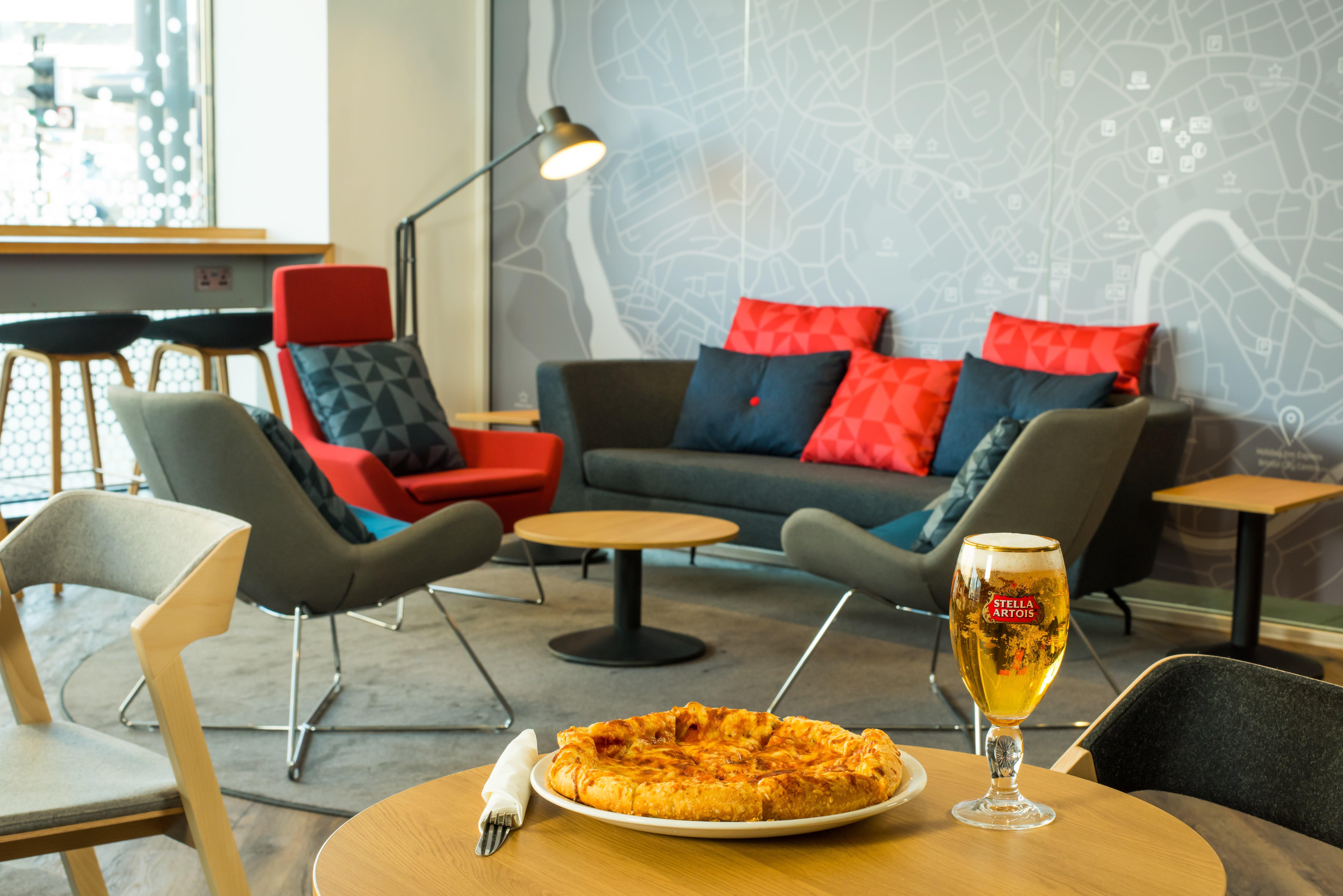 Holiday Inn Express Bristol City Centre By Ihg Ngoại thất bức ảnh
