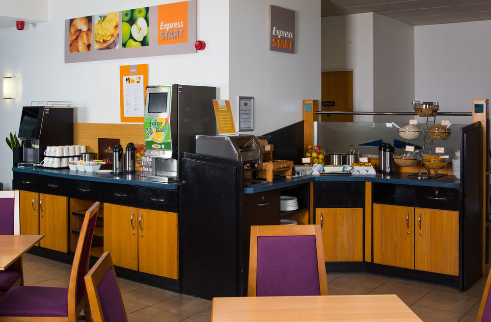 Holiday Inn Express Bristol City Centre By Ihg Ngoại thất bức ảnh