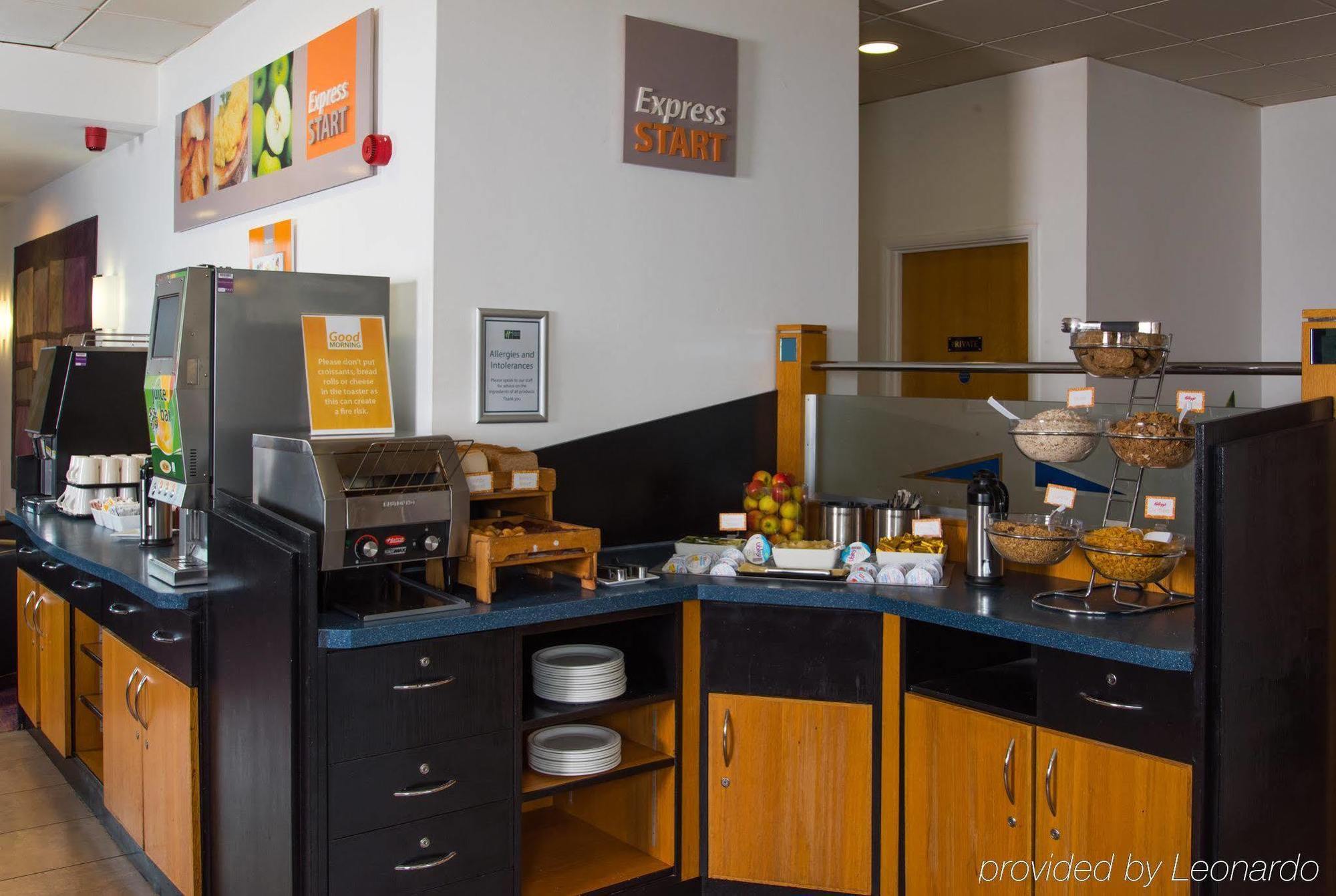 Holiday Inn Express Bristol City Centre By Ihg Ngoại thất bức ảnh